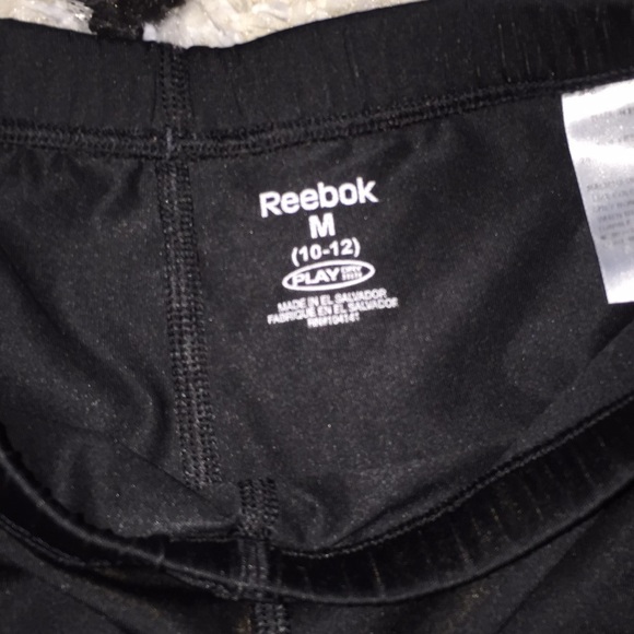 Reebok volleyball shorts - Picture 2 of 2